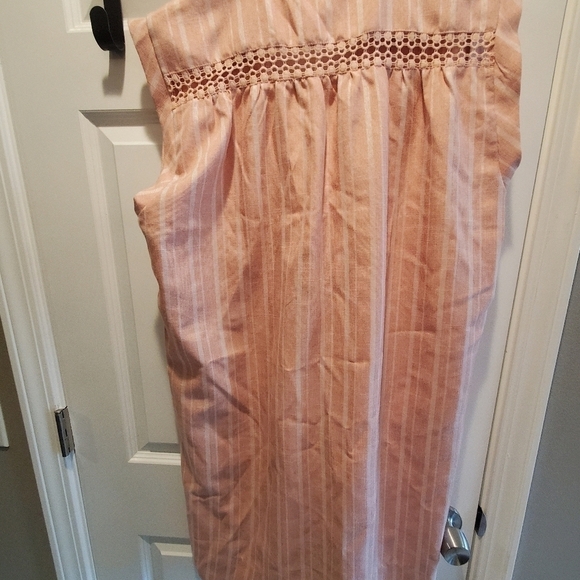 Simply Noelle NWT sz xxl. Pink white stripes. Lace up neck. Cap sleeves - Picture 6 of 7